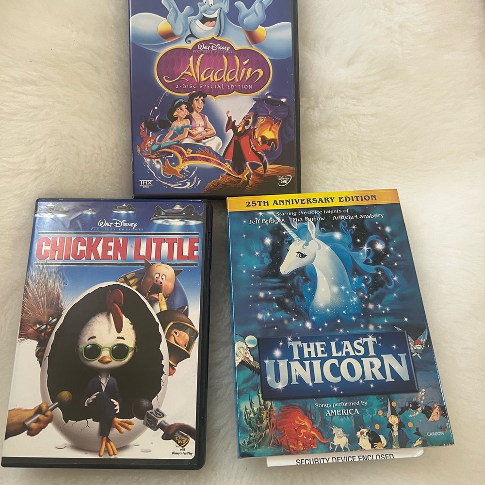 ✨🎉HP⭐️🎉Bundle DVD Disney Aladdin The Last Unicorn and Chicken Little